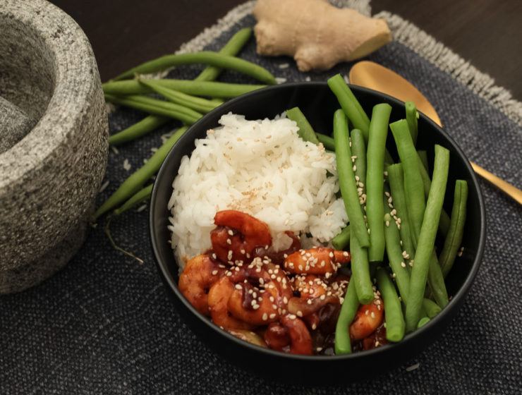 Asiatisches Gericht mit Garnelen